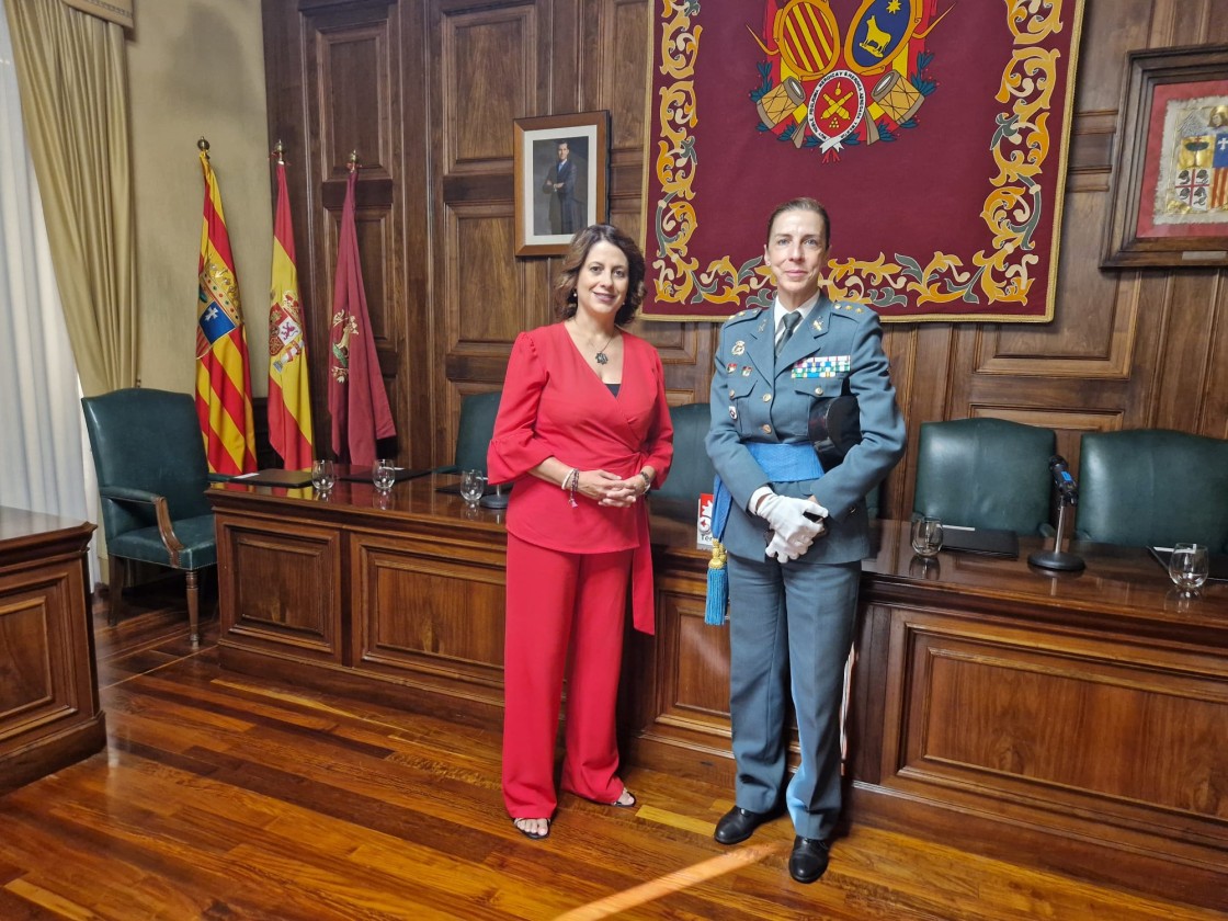 La teniente coronel Silvia Gil se despide al frente de la Comandancia