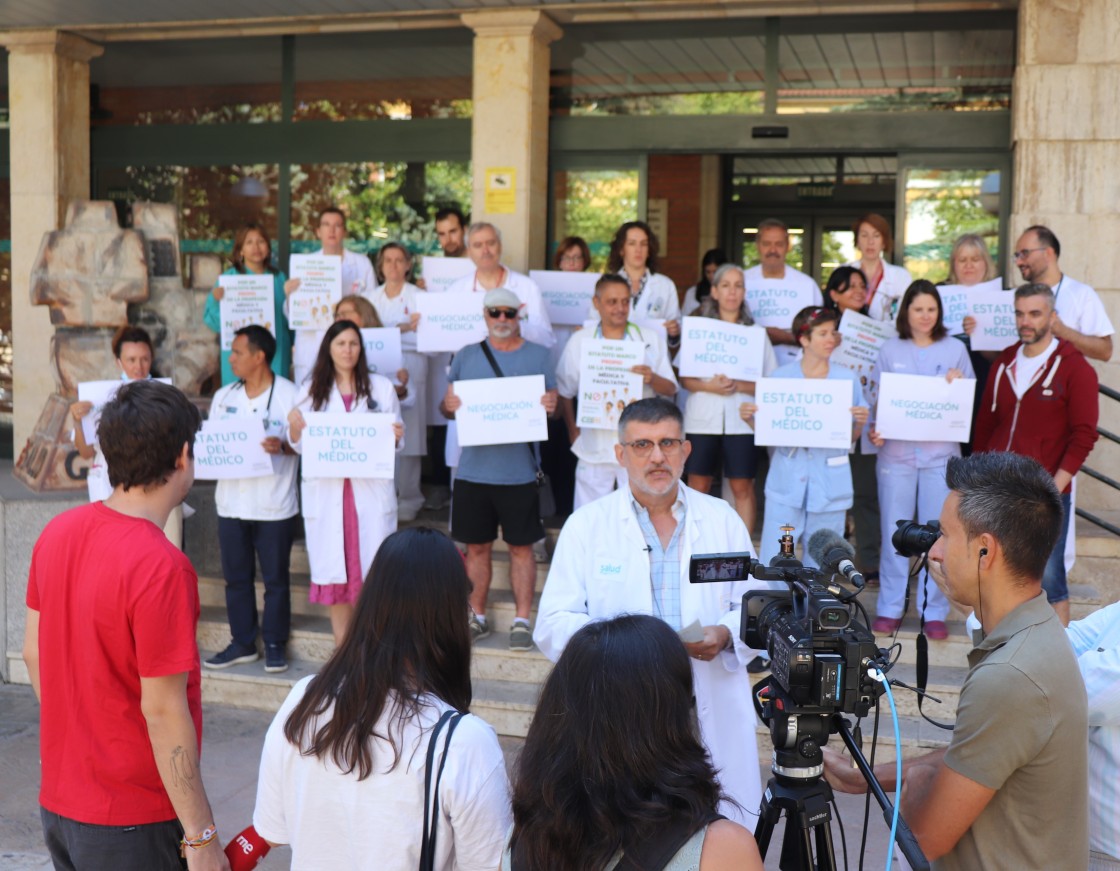 Los médicos reclaman un Estatuto propio y una mesa de negociación exclusiva