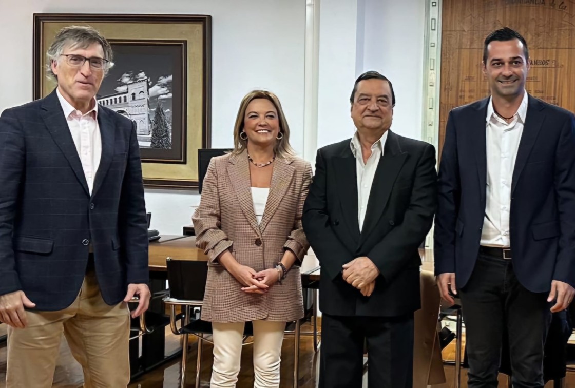 La cátedra de drones de la Uned promueve el curso de actualización