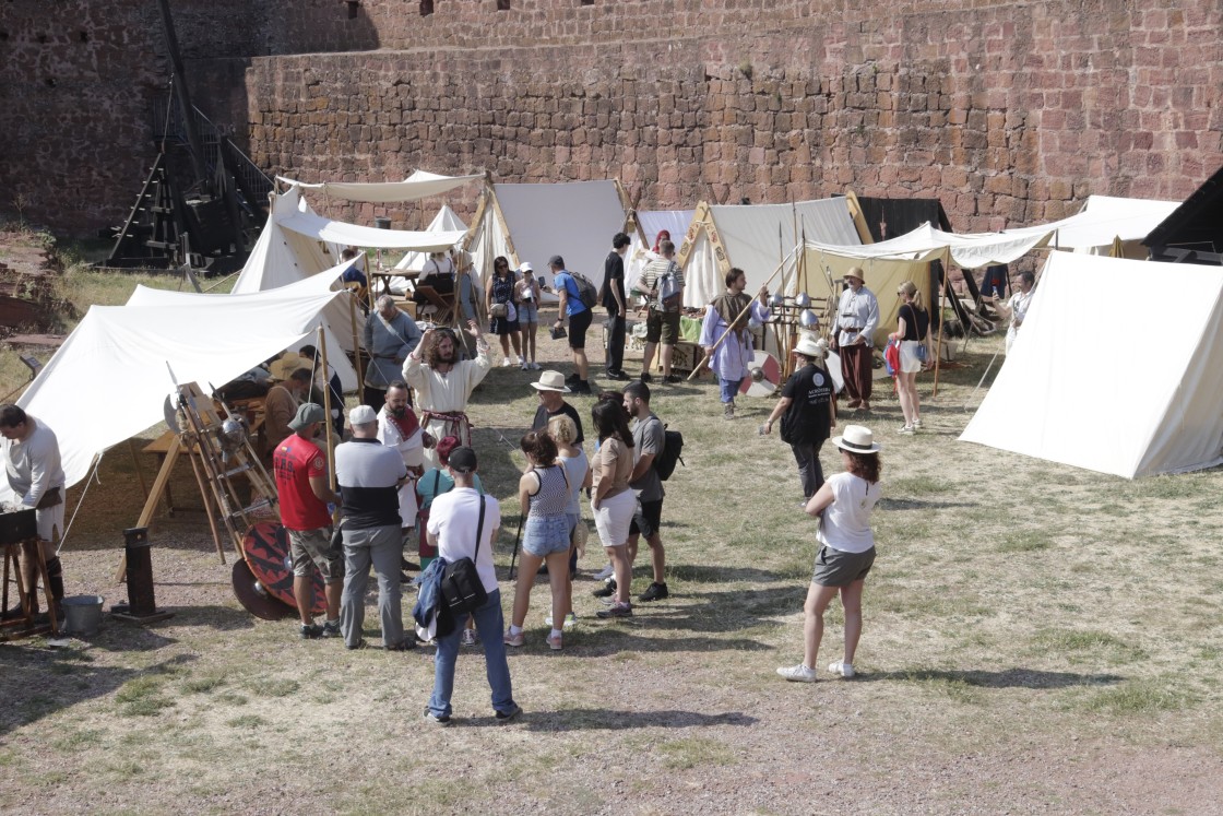 Los vikingos desembarcan en el castillo de Peracense en una recreación medieval que llega para quedarse