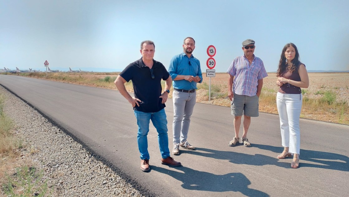 El PSOE pide más y mejores conexiones de acceso al Aeropuerto de Teruel