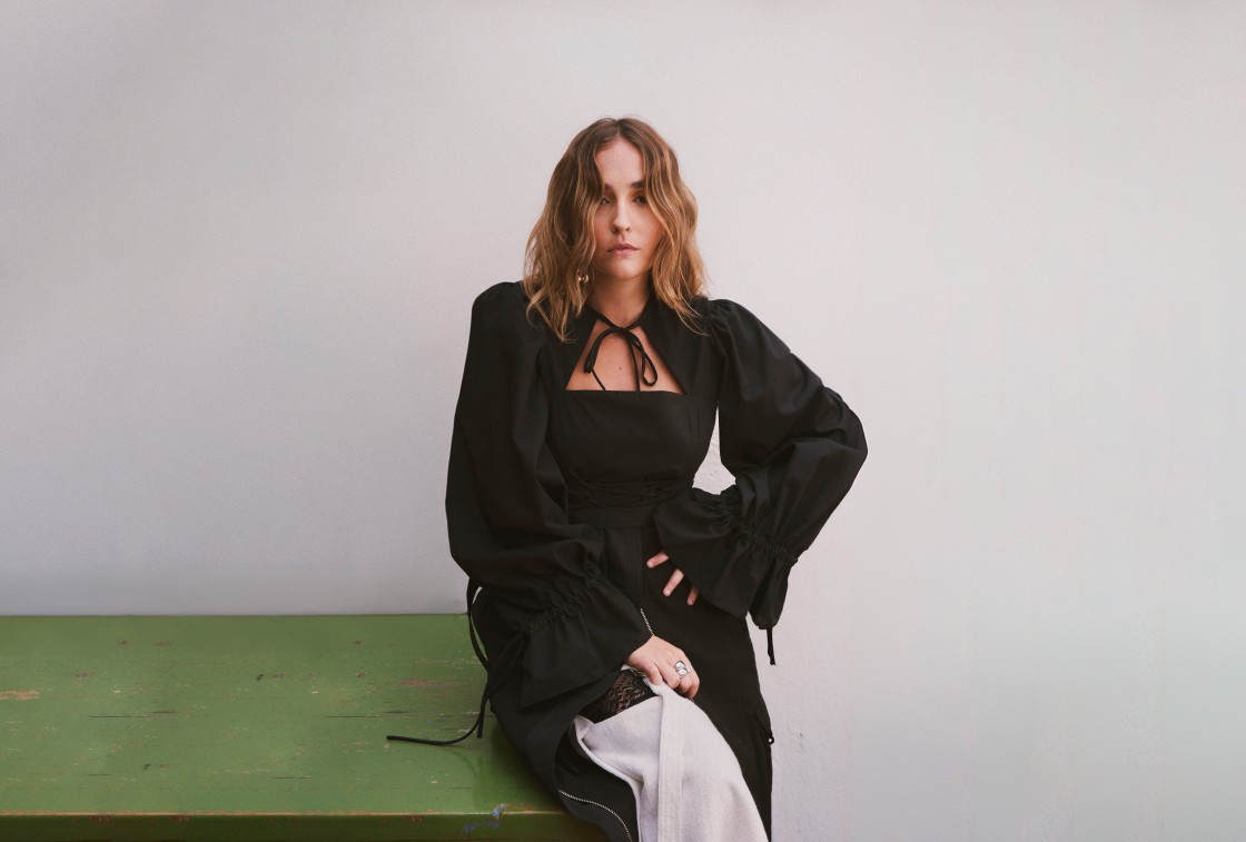 Marilia Monzón presenta sus dos últimos sencillos en Las Noches en el Jardín