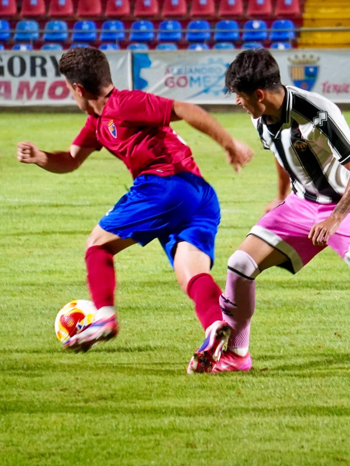 El CD Teruel recibe al Ejea para dar otro paso más en la pretemporada