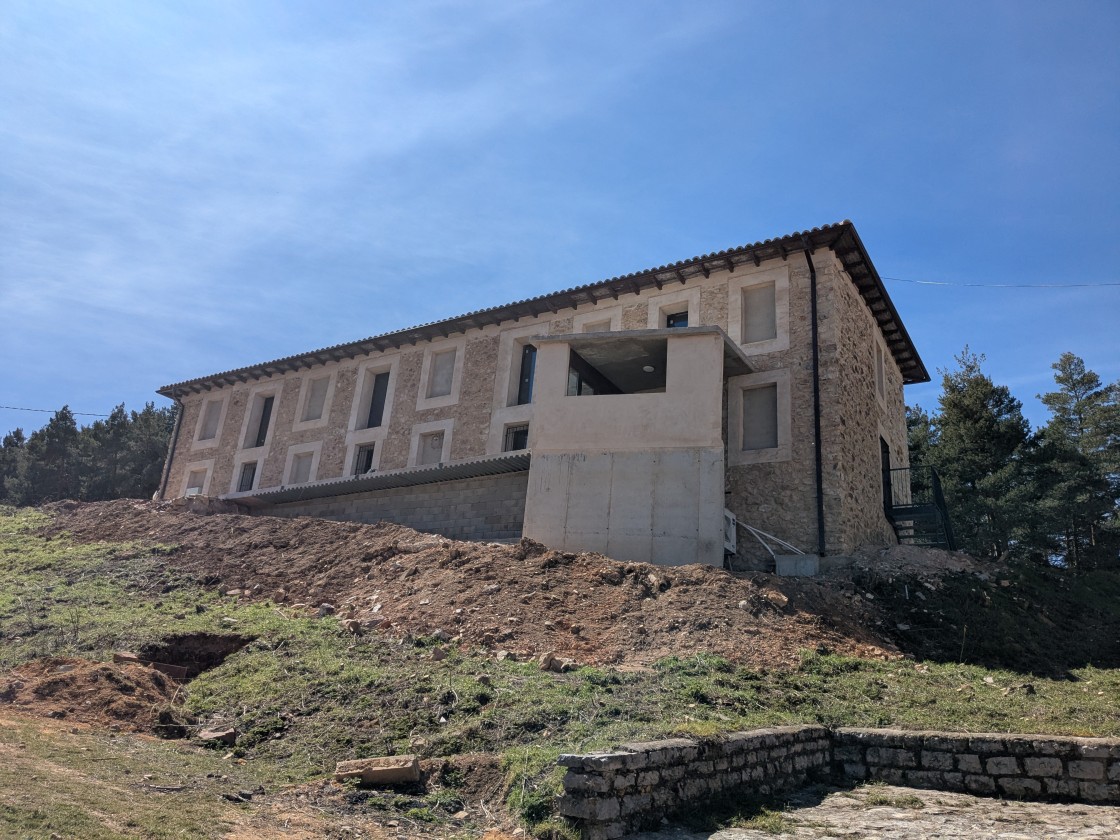 Casi cien obras en colegios se ejecutan contra reloj de cara al inicio del curso