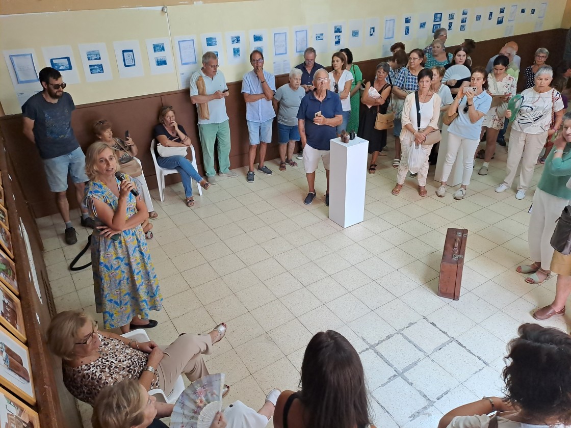Beceite homenajea en una exposición a las mujeres que trabajaron en las fábricas de papel