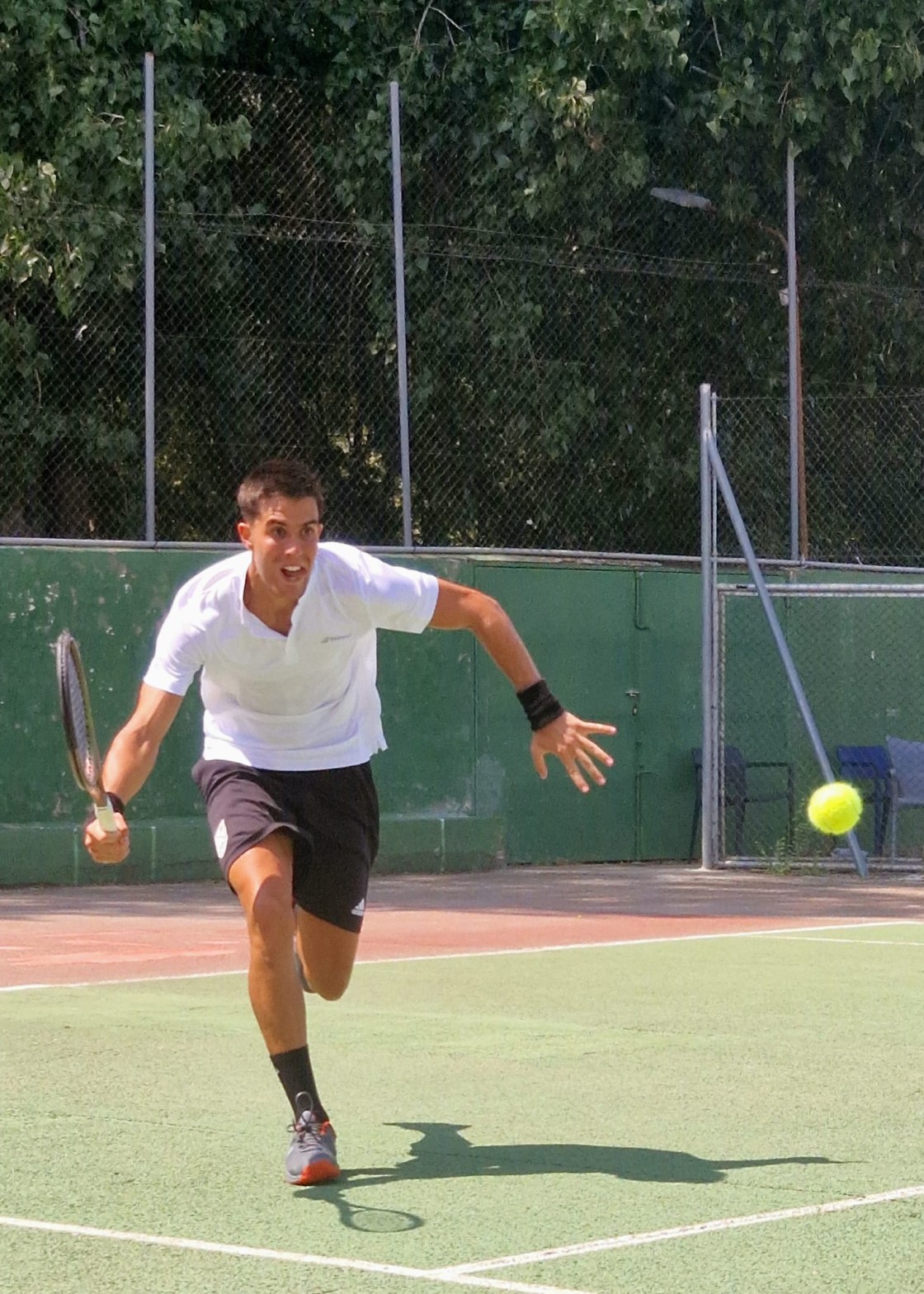 El turolense Diego Esteban le planta cara a Carlos García en la gran final del Open Ciudad de Teruel