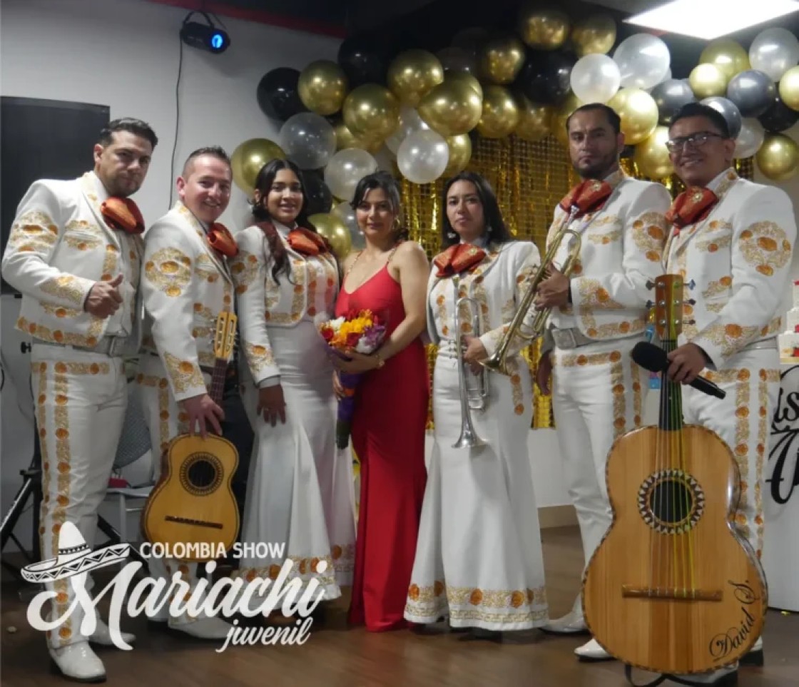 España es el tercer país mejor conectado con Colombia por avión: los turistas pueden disfrutar allí de las serenatas de los mariachis