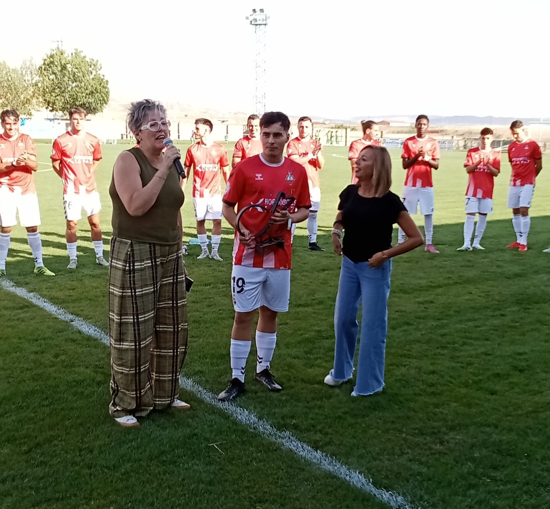 Calamocha reconoce a Torcal por su labor en la Copa Regiones