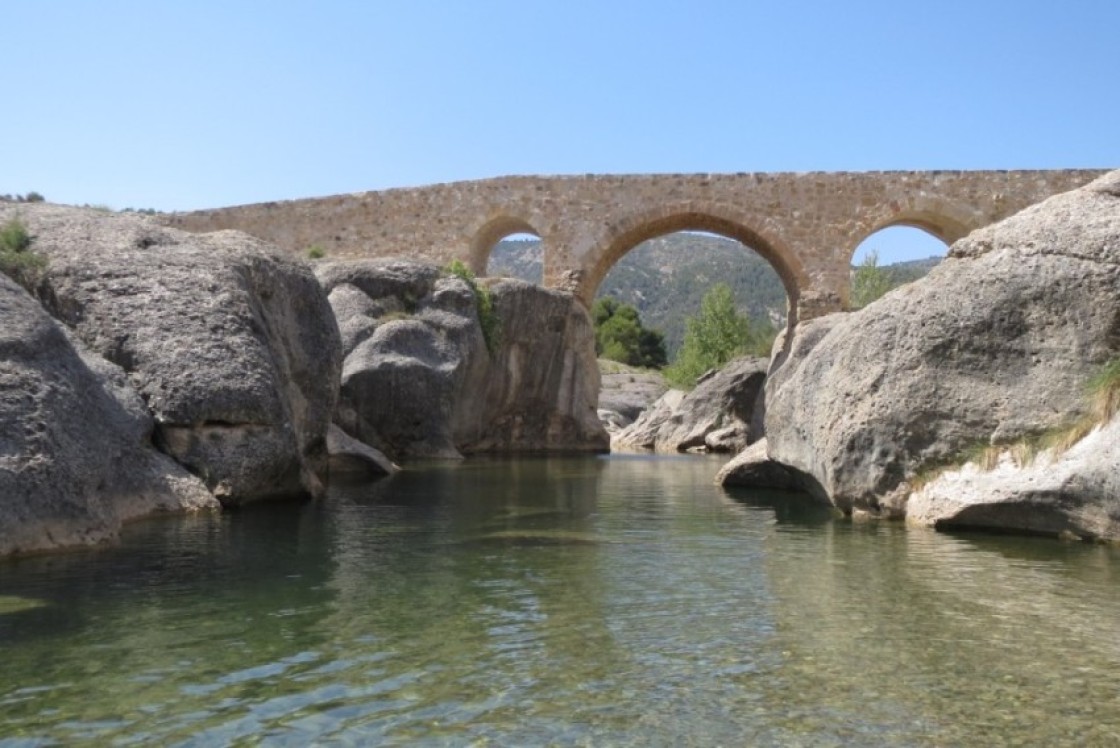 Aguaviva mantiene la restricción del baño en el río Bergantes a la altura de Cananillas