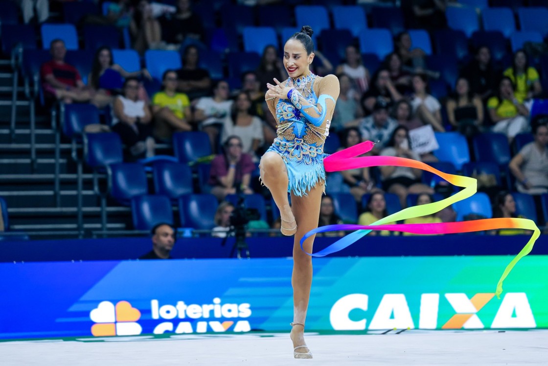 Alba Bautista, gimnasta utrillense del equipo español de rítmica: “Si no tienes un equipo que te apoye, solo no puedes llegar a nada; ellos han luchado por mí”
