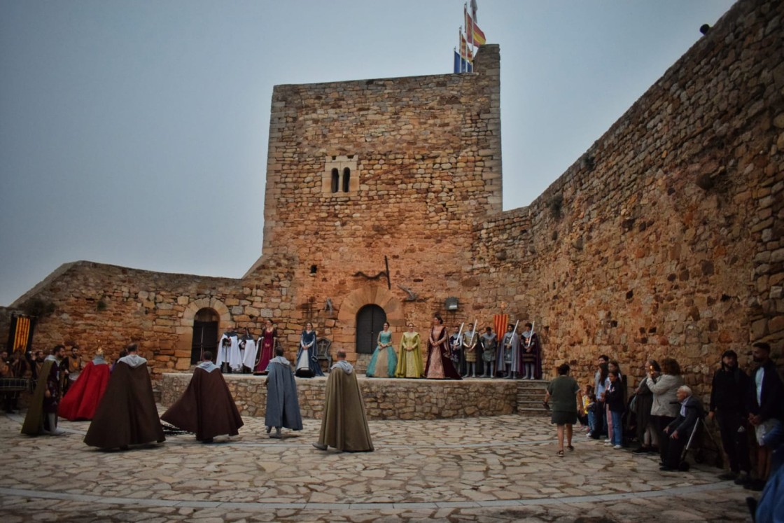 Puertomingalvo abre  una ventana al pasado  con un desfile medieval
