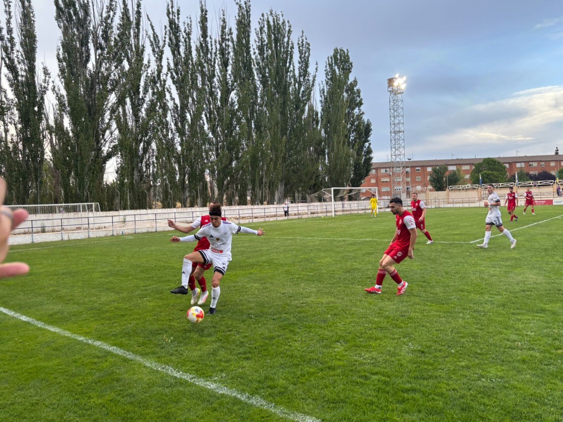 El Andorra acaricia el triunfo pero se tiene que contentar con el empate (0-0)