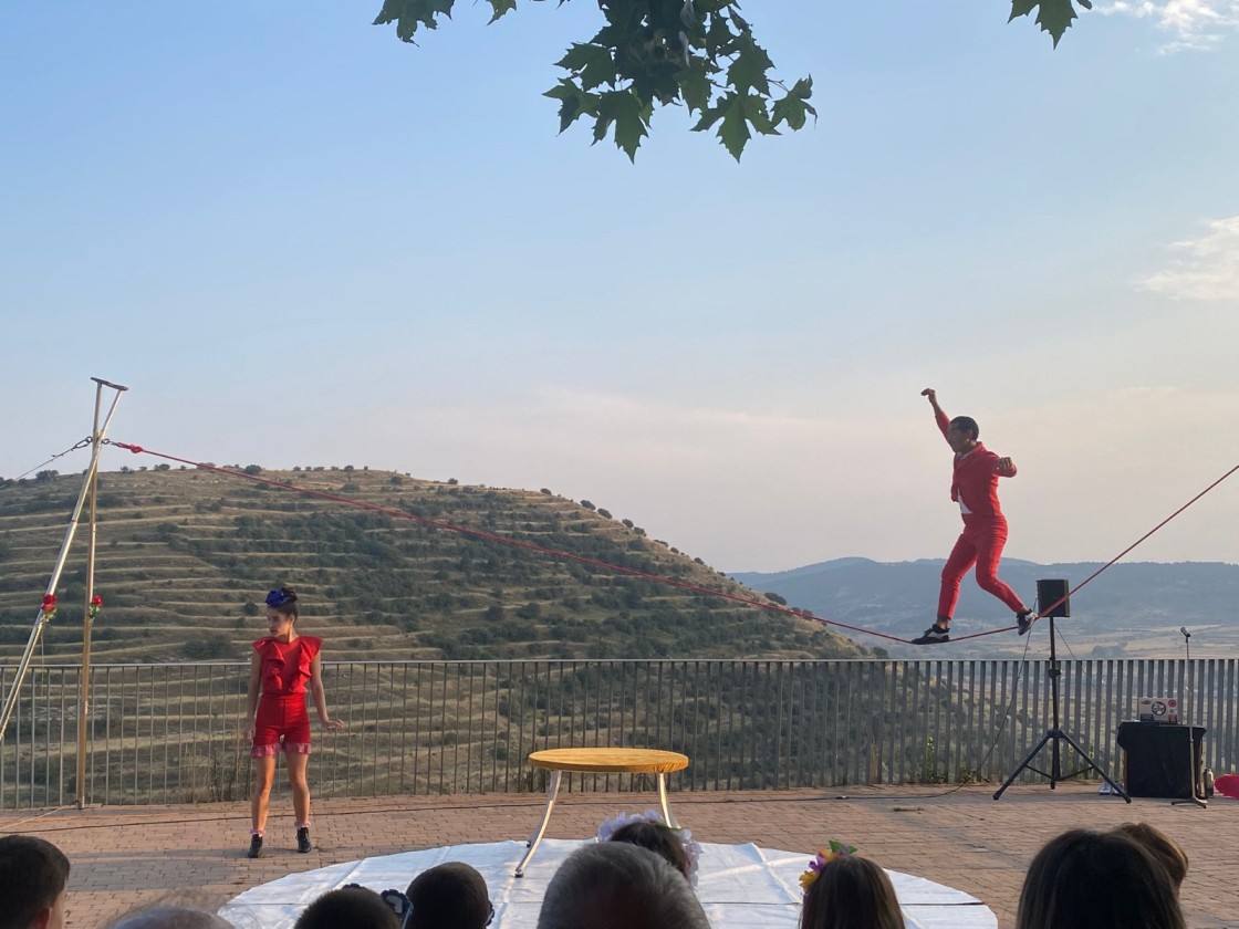 El Festival Sal de Casa cierra un verano lleno de música, teatro y humor en el Maestrazgo