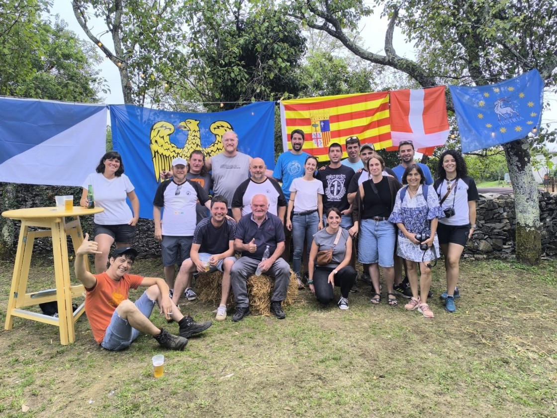 Siete parejas de Teruel asisten  al mundial de morra en Eslovenia