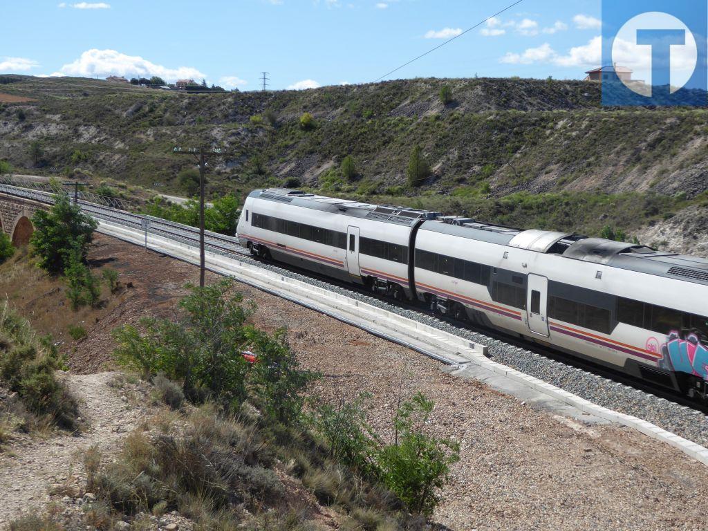 Los empresarios valencianos mostrarán hoy en Teruel su compromiso con el tren