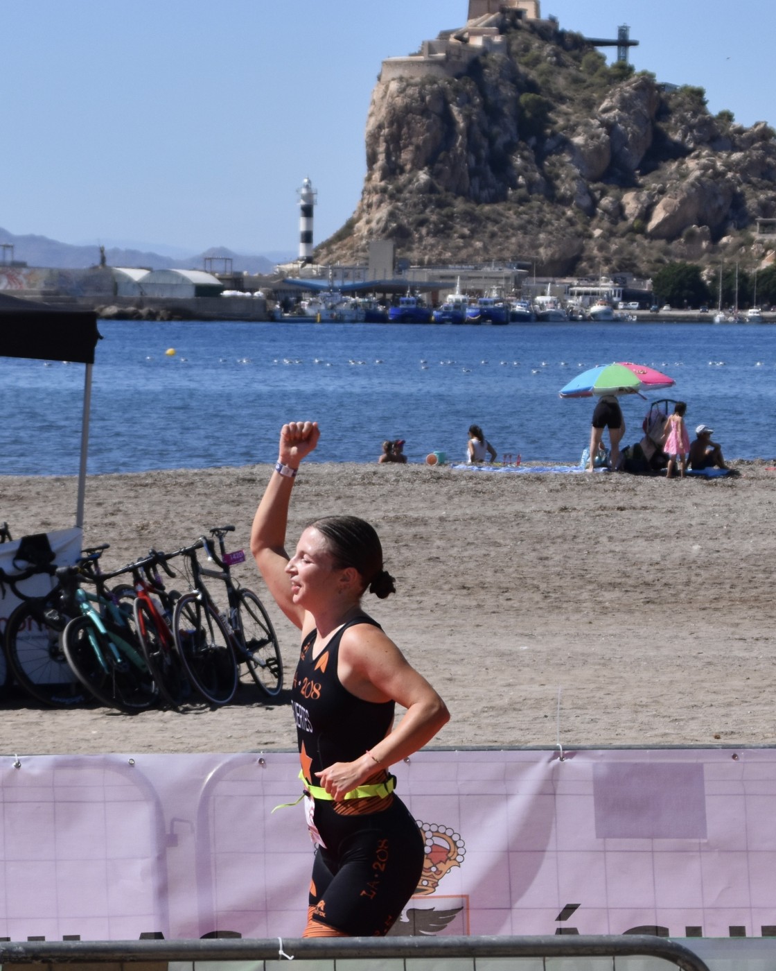 María Fuertes se erige campeona de España de paratriatlón en el año de su debut