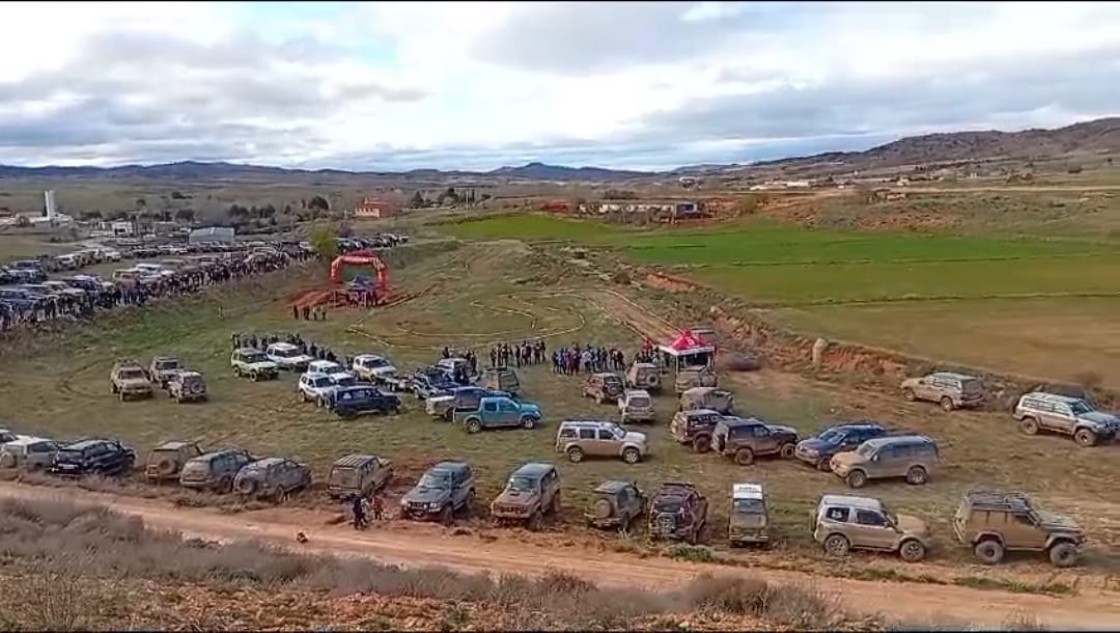 El Ayuntamiento de Calamocha cede una parcela para que el Club 4x4 Calamocha tenga su propio circuito