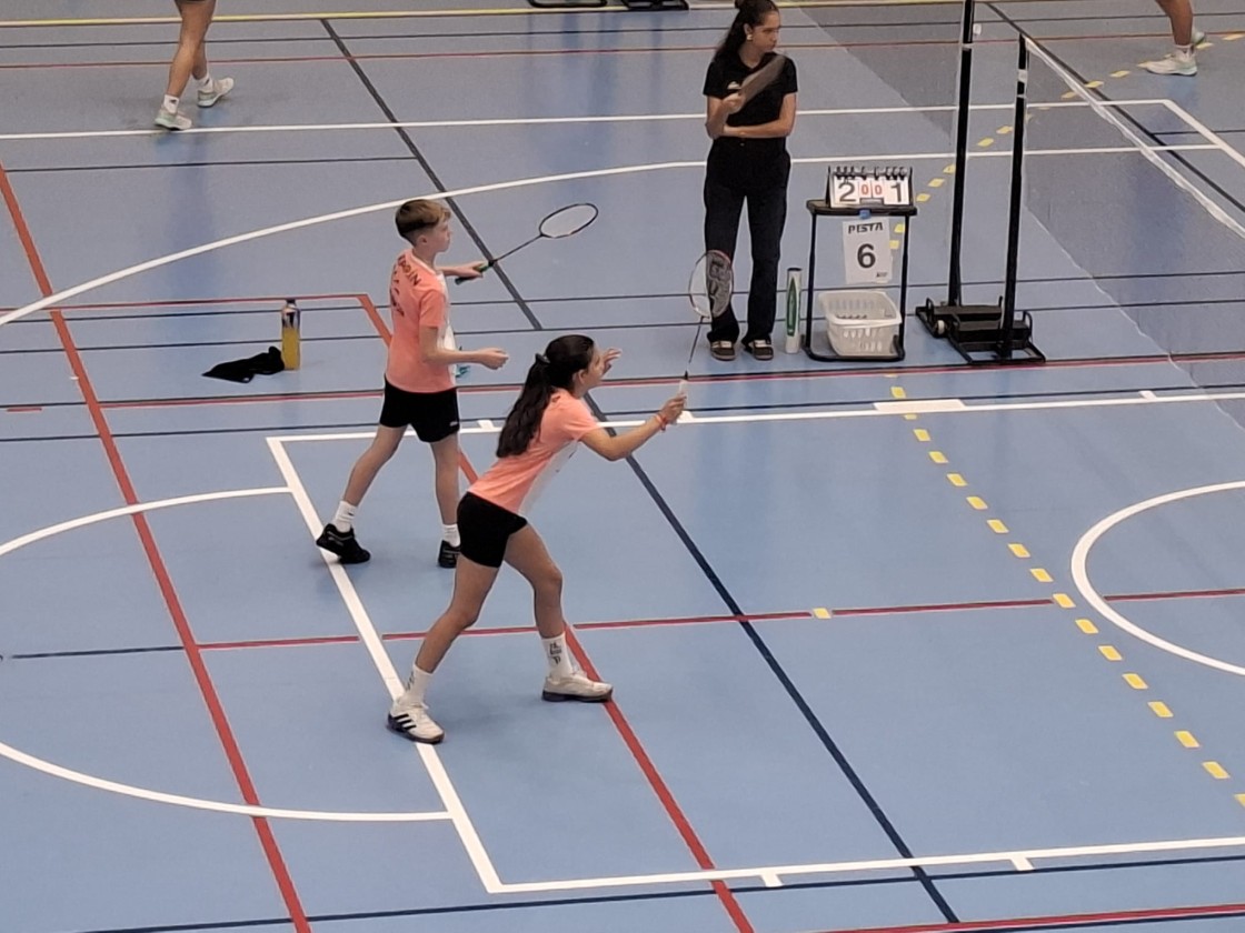 El Club Bádminton Teruel retoma su actividad y entrenamientos tras el parón de este verano