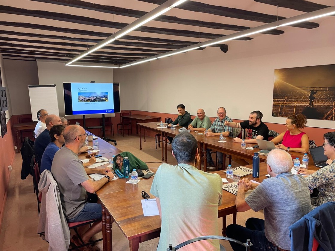 Expertos universitarios debaten en Albarracín sobre incertidumbre, creatividad y sociedad