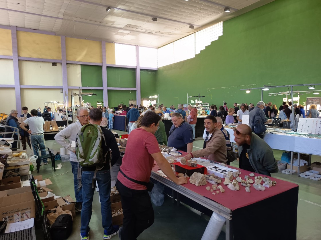 La Feria de Minerales, Gemas y Fósiles de Utrillas se clausura este domingo
