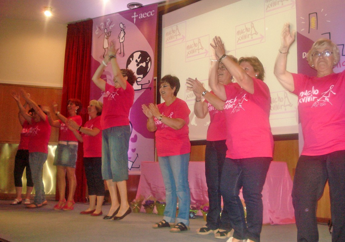 Mujeres, modelos y todo lo que quieran, porque, pese al cáncer, tienen ‘Mucho x Vivir’