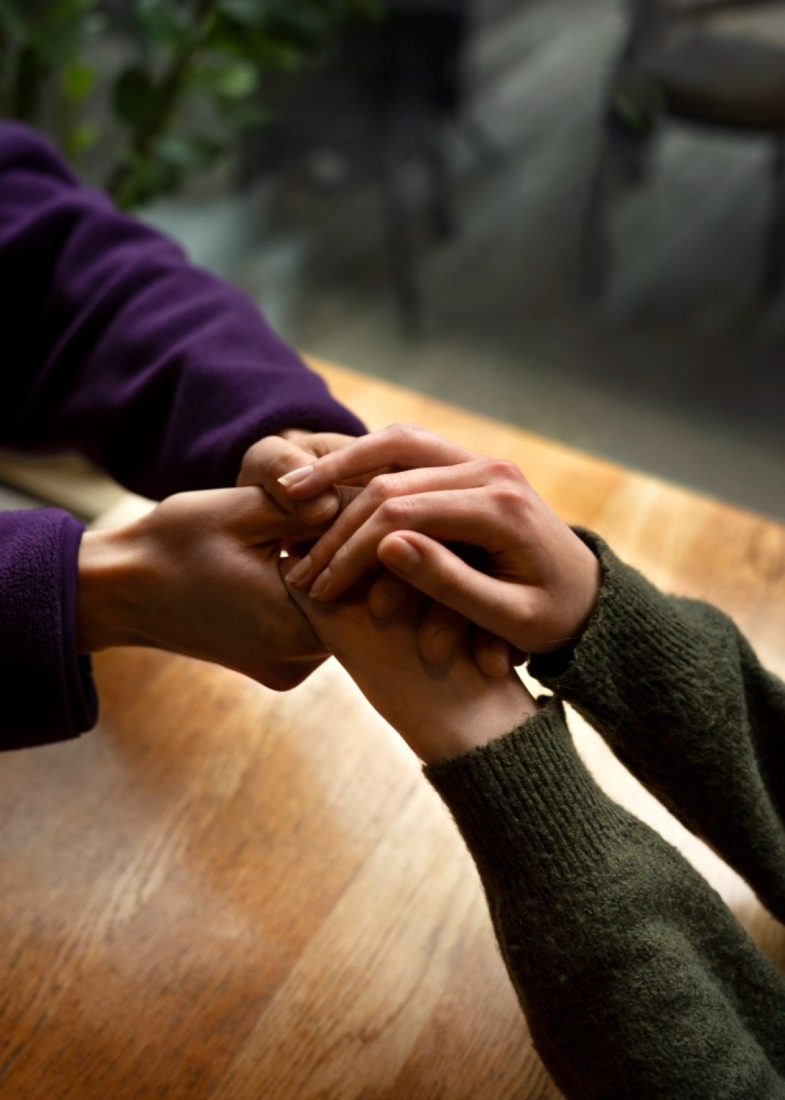 Quien no vive para servir, no sirve para vivir