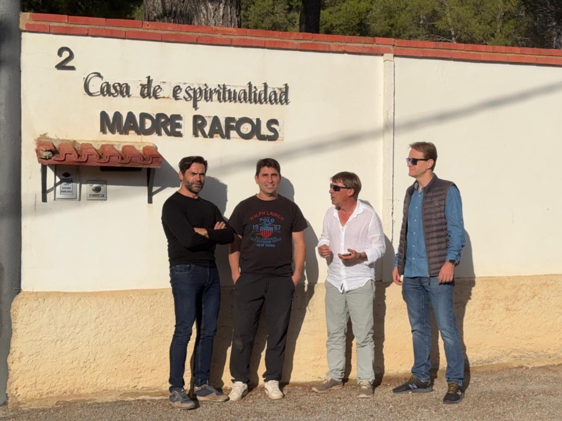Vecinos de Las Viñas de San Cristóbal quieren saber sobre el futuro de la casa Madre Rafols
