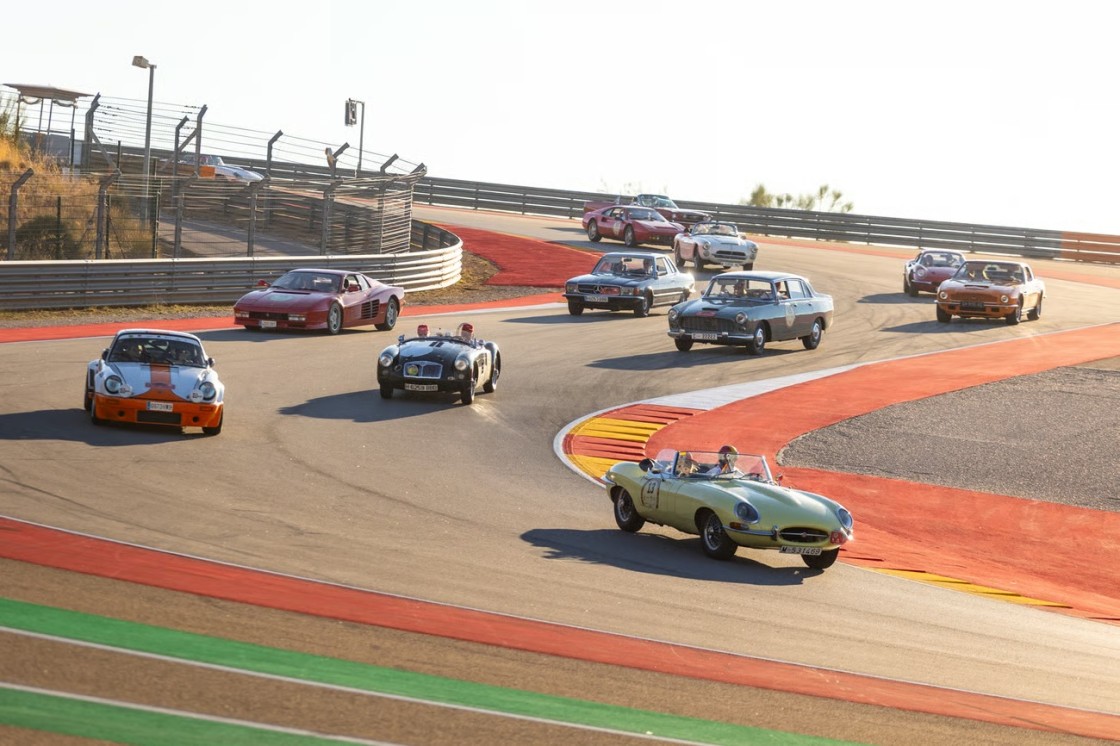 MotorLand prepara el Classic Festival participando en el 9ª Rally Internacional Hospederías de Aragón