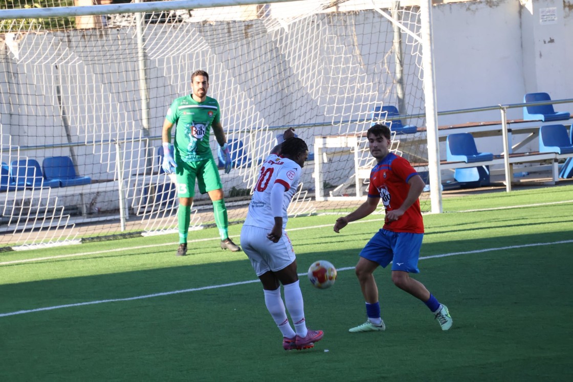 Christian Castro rescata un punto de oro para el Utrillas al filo del final (1-1)