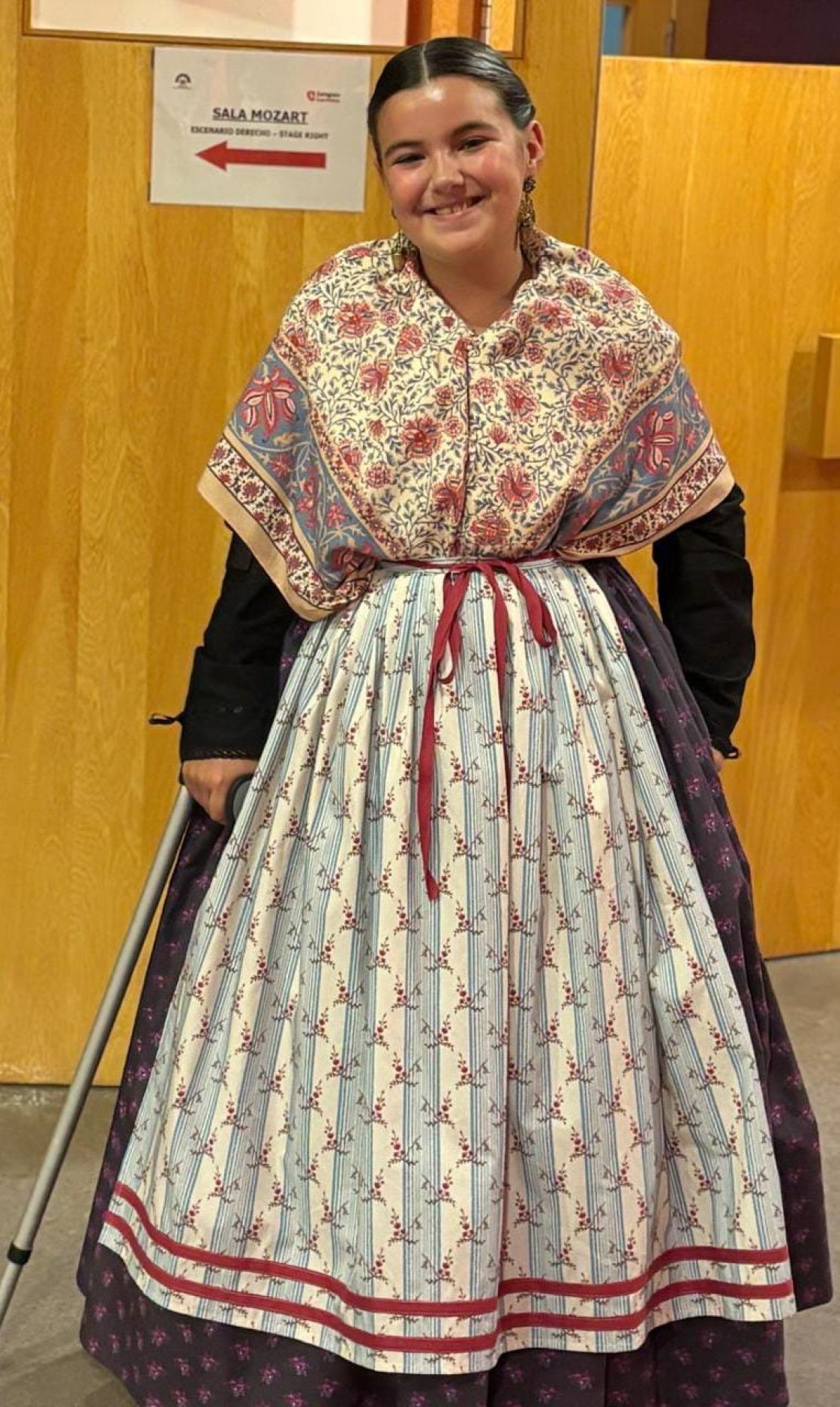 La jotera morana Úrsula Tomás, en la final de canto infantil de Zaragoza
