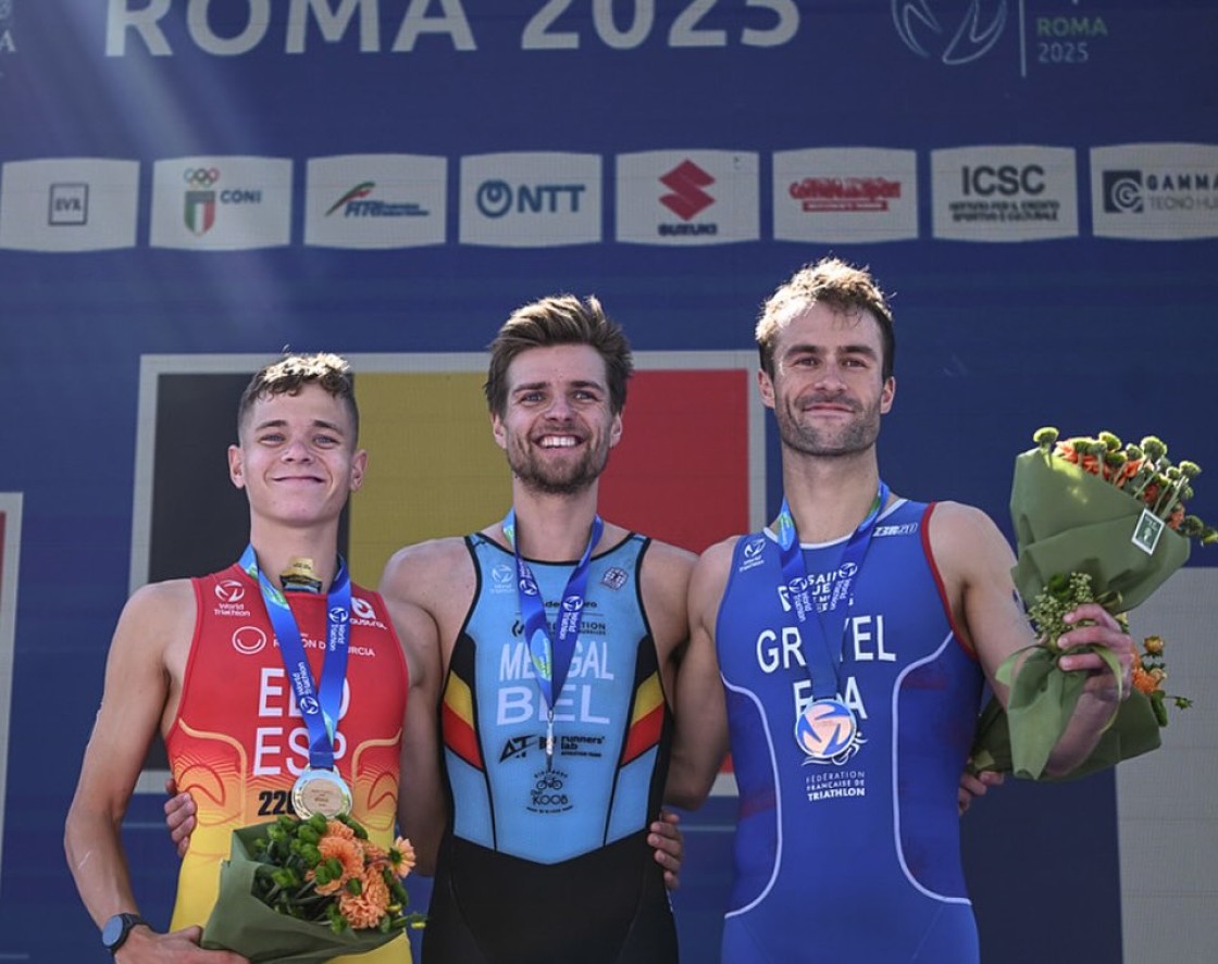 Izan Edo logra la plata en la Copa del Mundo de Roma de triatlón