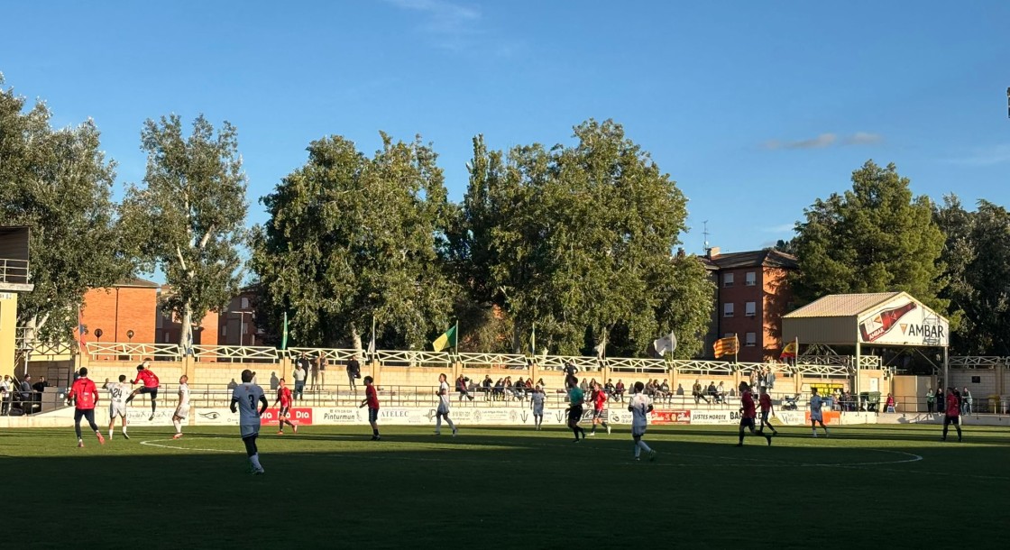 El Andorra quiere aprovechar la inercia del domingo pasado para vencer en Cariñena