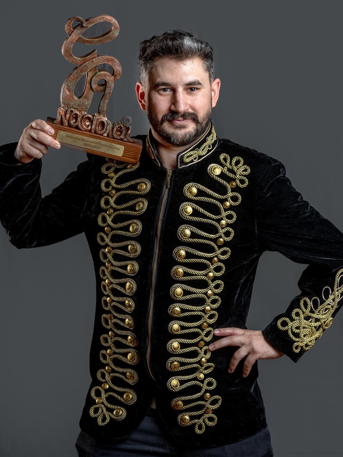El peluquero turolense José Mora, Mejor Estilista en el Galardón Revelación Nacional