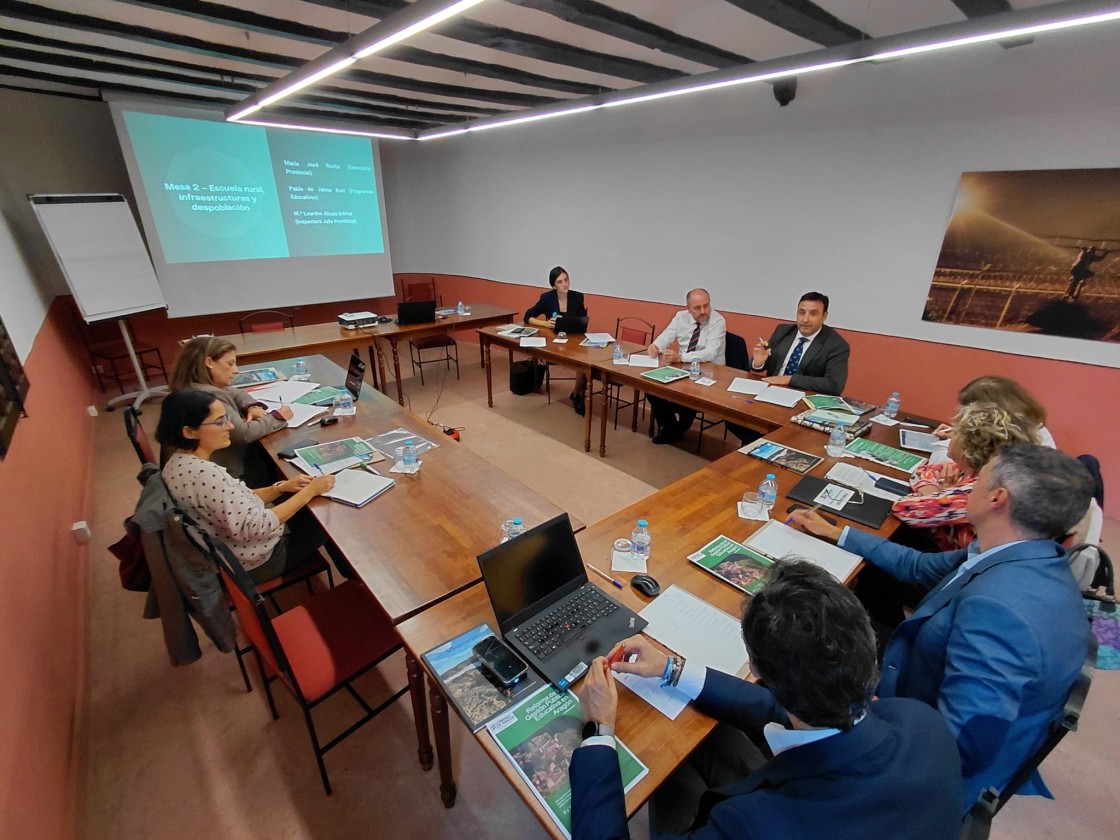 Despoblación, dispersión e inestabilidad docente, desafíos de la educación en Teruel