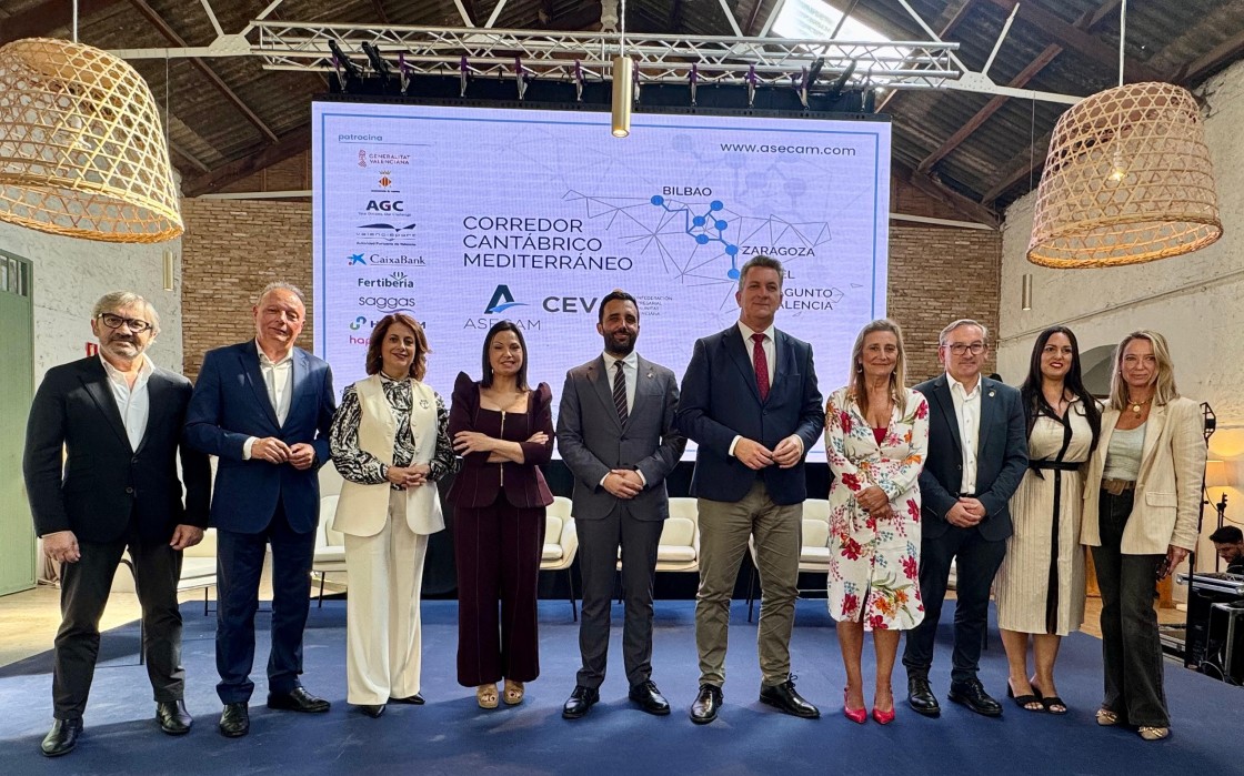 Los empresarios reivindican en Sagunto el eje ferroviario Cantábrico-Mediterráneo