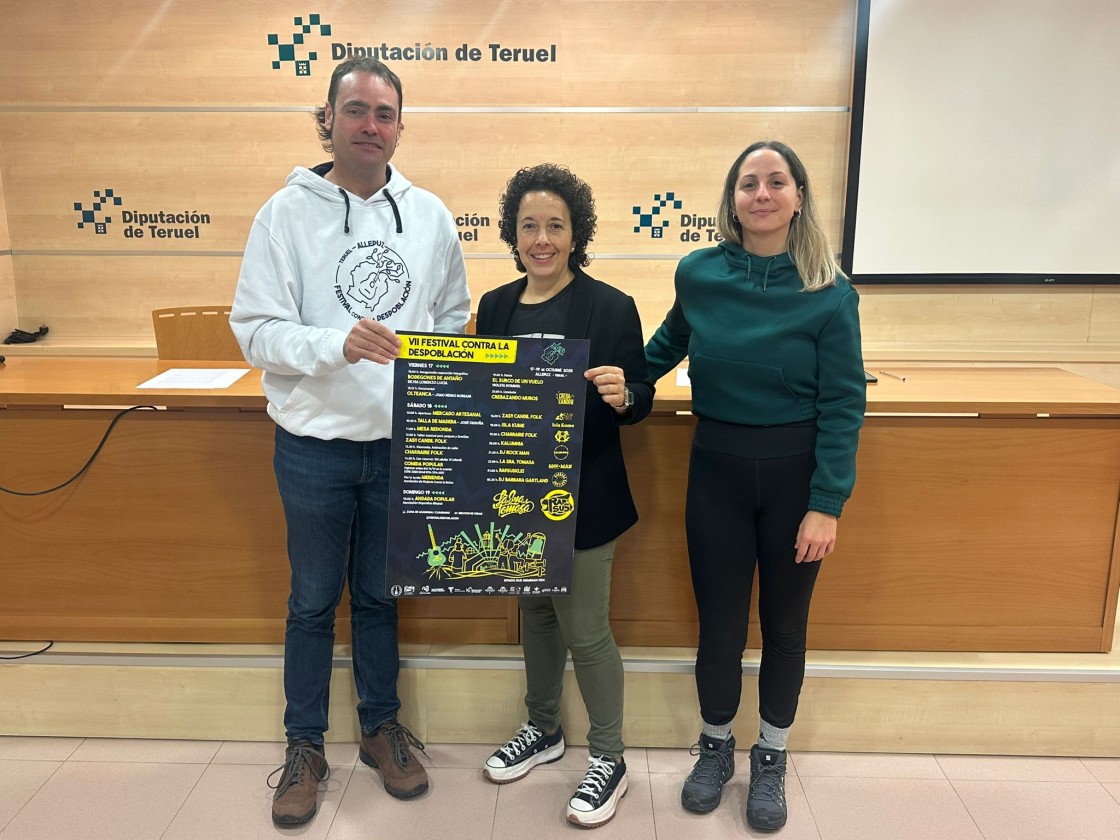 El VII Festival contra la Despoblación continúa reivindicando el territorio a modo de celebración mediante el debate, la cultura y la música en directo como altavoces