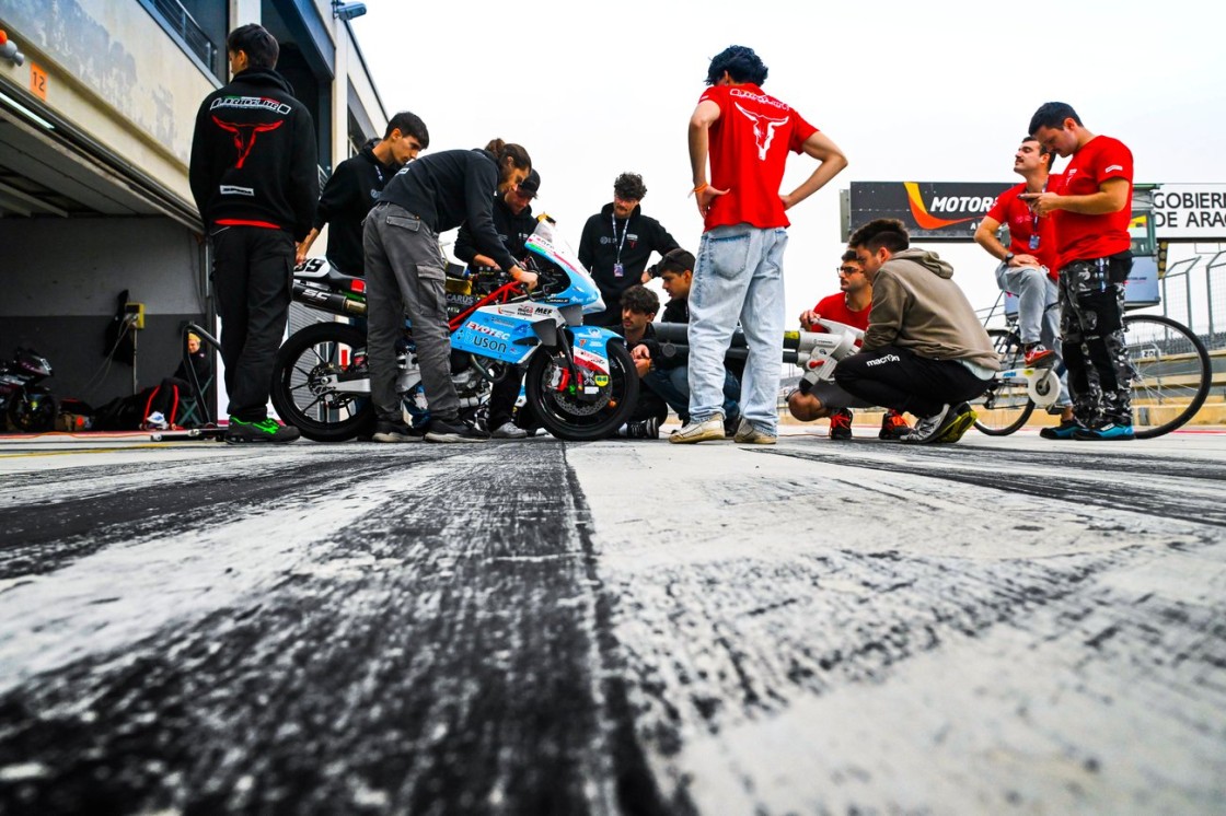 Arranca la VIII Edición de MotoStudent en MotorLand con récord de asistentes
