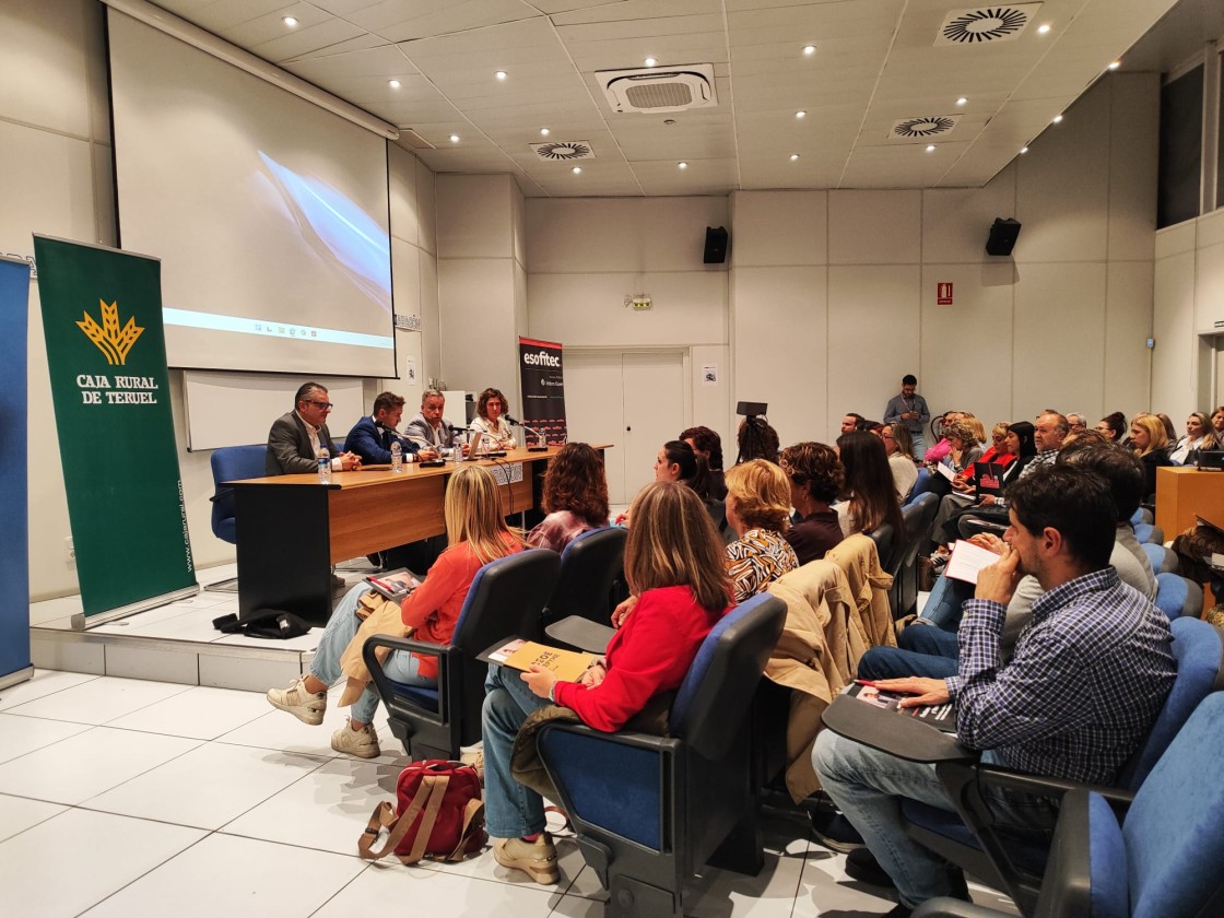 El empresariado resuelve dudas sobre las novedades legales en la facturación
