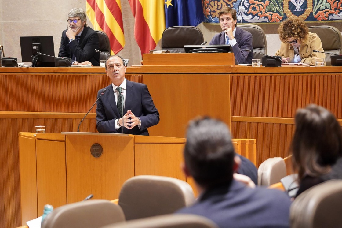 Sanidad destina a cuatro dermatólogos externos a Teruel para atender a 800 pacientes en cuatro fines de semana