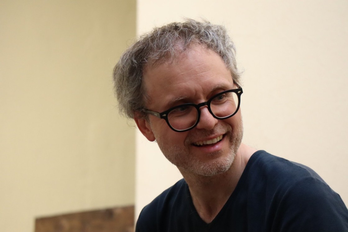 Giovanni Agnoloni, traductor y escritor italiano: “La IA nunca podrá sustituir al ser humano traduciendo textos o en otras tareas creativas”