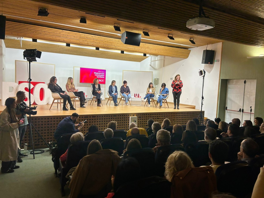 Alcaldesas socialistas aragonesas reivindican el papel de la mujer rural como un eje vertebrador