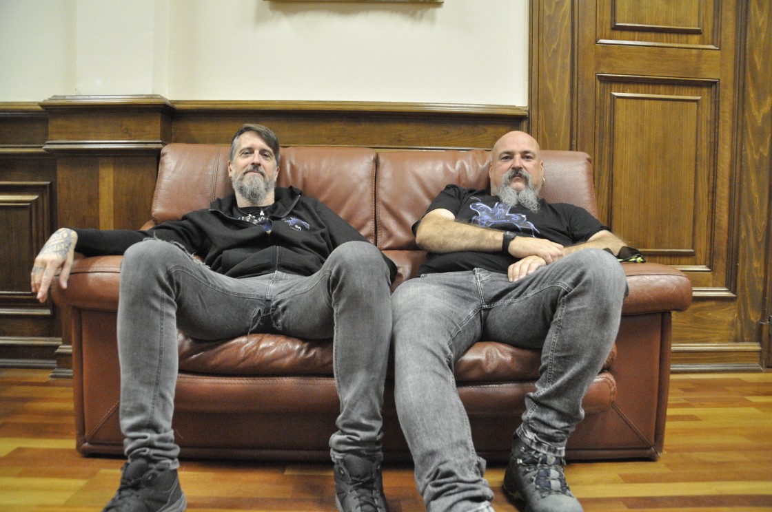EFFE presentará ‘X años de un trago’ en una sesión vermú en el Lebowski