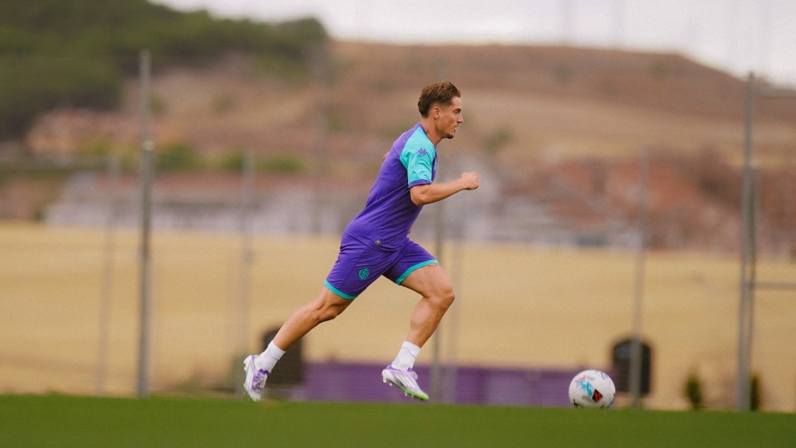 Pablo Tomeo, pleno de minutos en el Valladolid que ya mira al ascenso