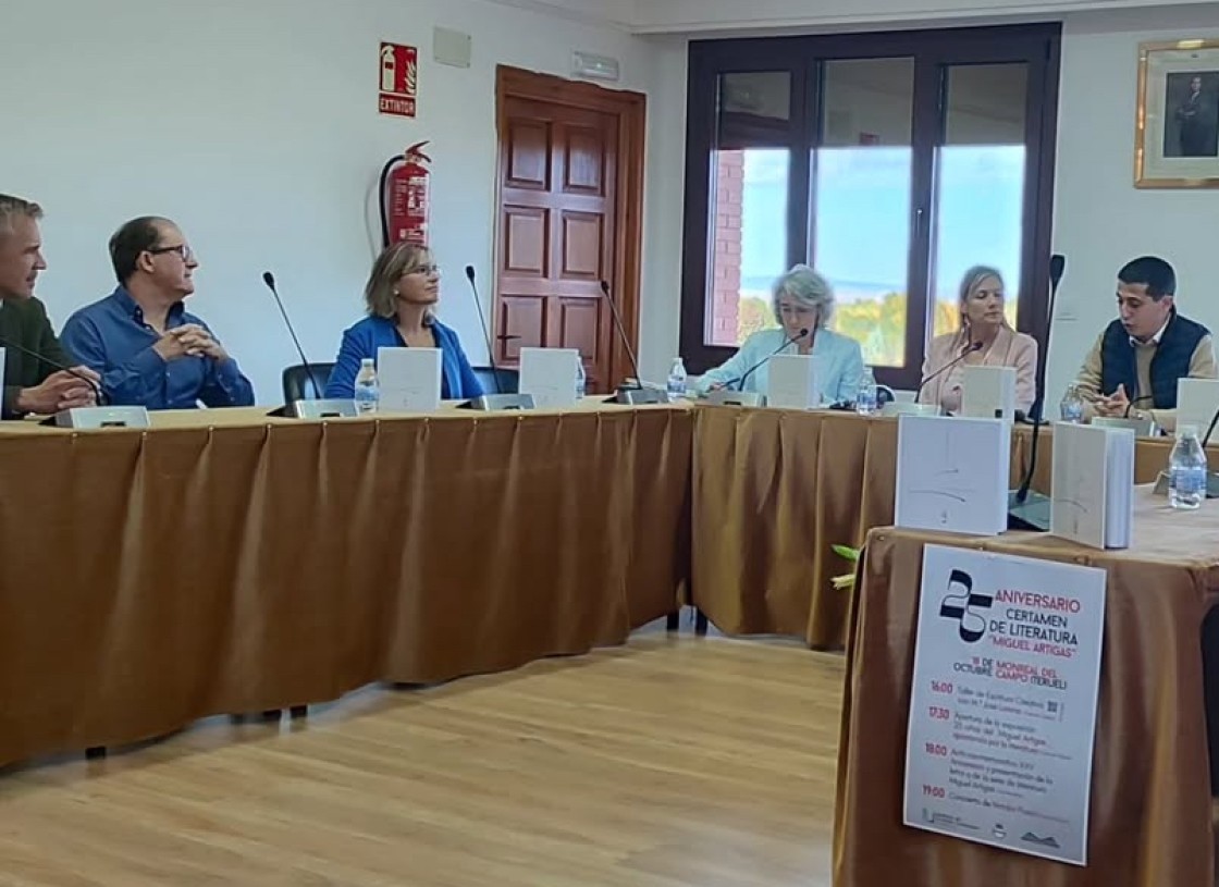 Víctor Manuel Valdesueiro gana el Certamen Literario Miguel Artigas