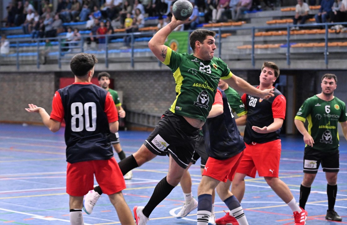 Problemy zespołów piłki ręcznej z Teruel w fazie grupowej