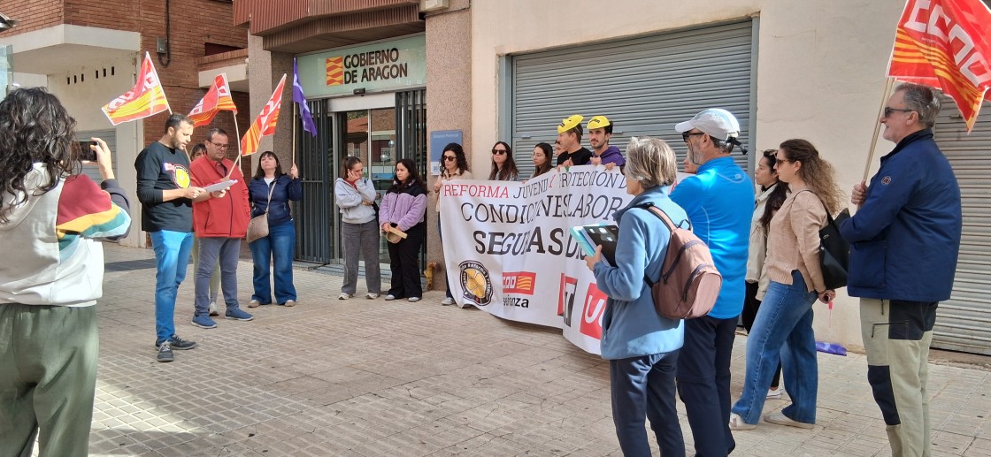 El personal de los centros de menores retoma la huelga para presionar