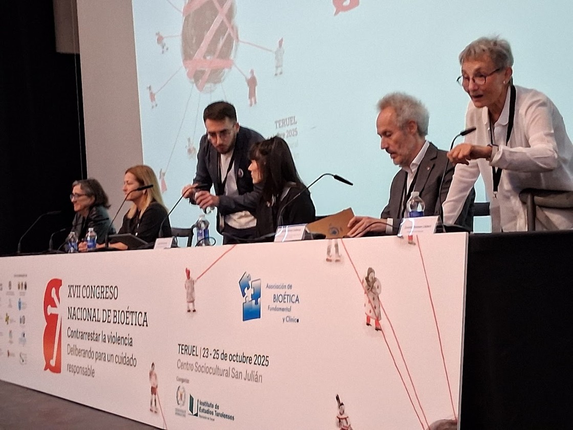 La desigualdad por  la falta de recursos  en áreas rurales, a debate en una mesa