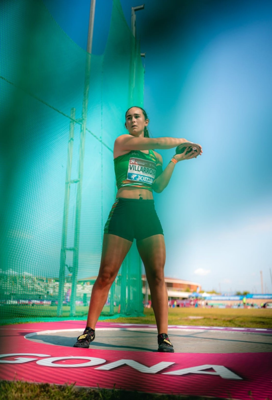 Belén Villarroya, bandera de Teruel en el Campeonato de España de Atletismo sub-20 que se disputa en Huesca