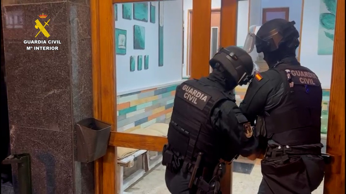El Juzgado número 3 de Teruel envía a prisión a cuatro personas por sextorsión