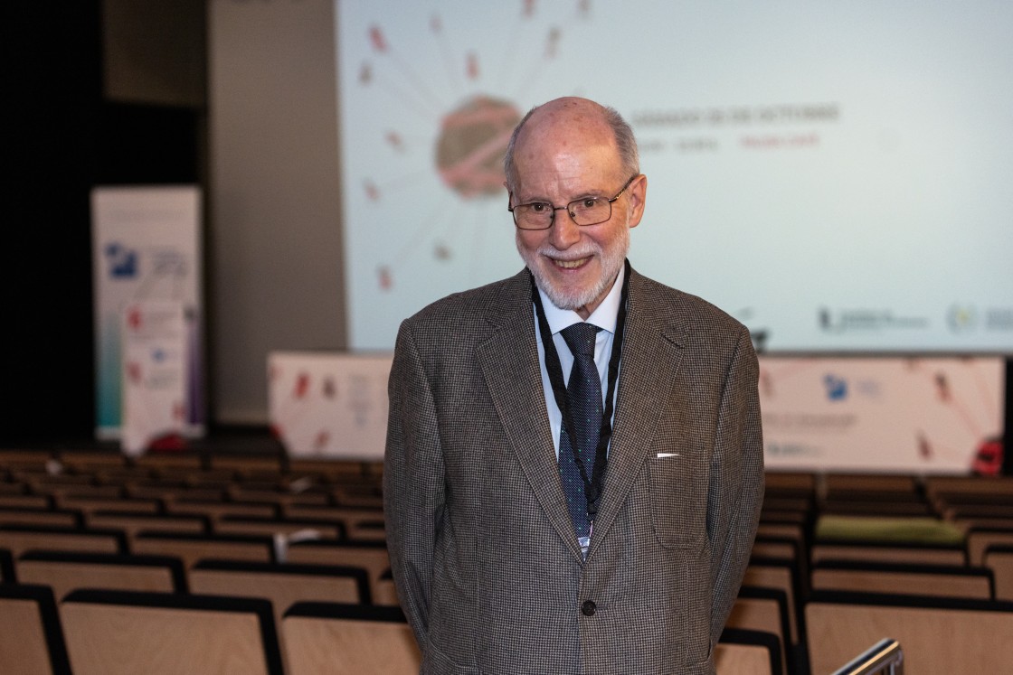 Diego Gracia Guillén, académico de las Reales Academias Nacionales de Medicina y Ciencias Morales: “Hay que educar en que todos nos equivocamos y que tenemos que ser capaces de perdonar”